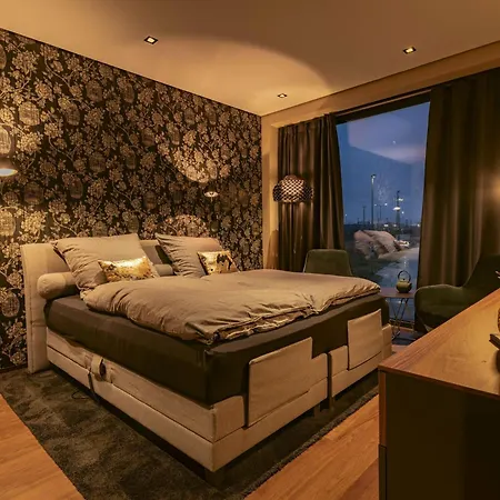 Ohana-suite By Zzn In Emden, Exklusives Apartment!